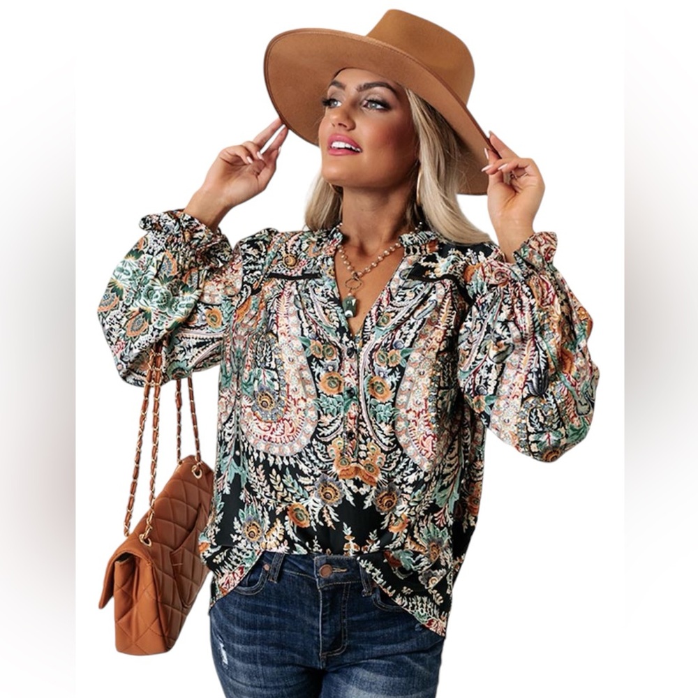 Molly Bracken Women’s size small relaxed Long Sleeve Blouse top boho style